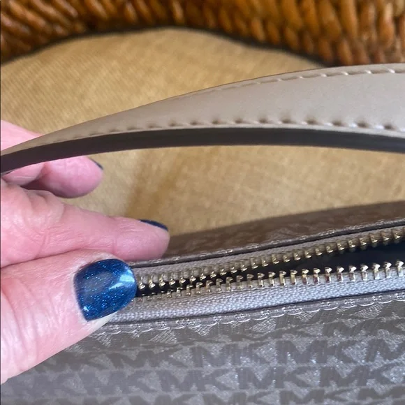 NWT MICHAEL Michael Kors Two-way Gray Women's Bag